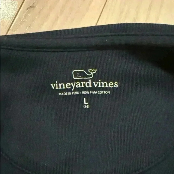 Boys Vineyard Vines lightweight navy blue sweater - Picture 3 of 3